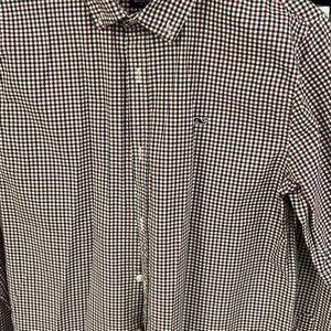 Vineyard vines boys shirt